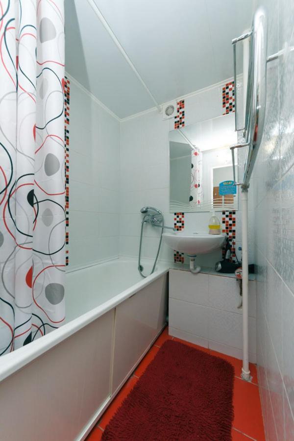 Apartment Near Dream Town Kiev Exterior foto