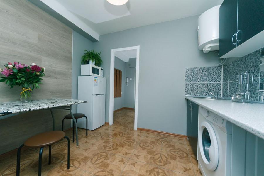 Apartment Near Dream Town Kiev Exterior foto